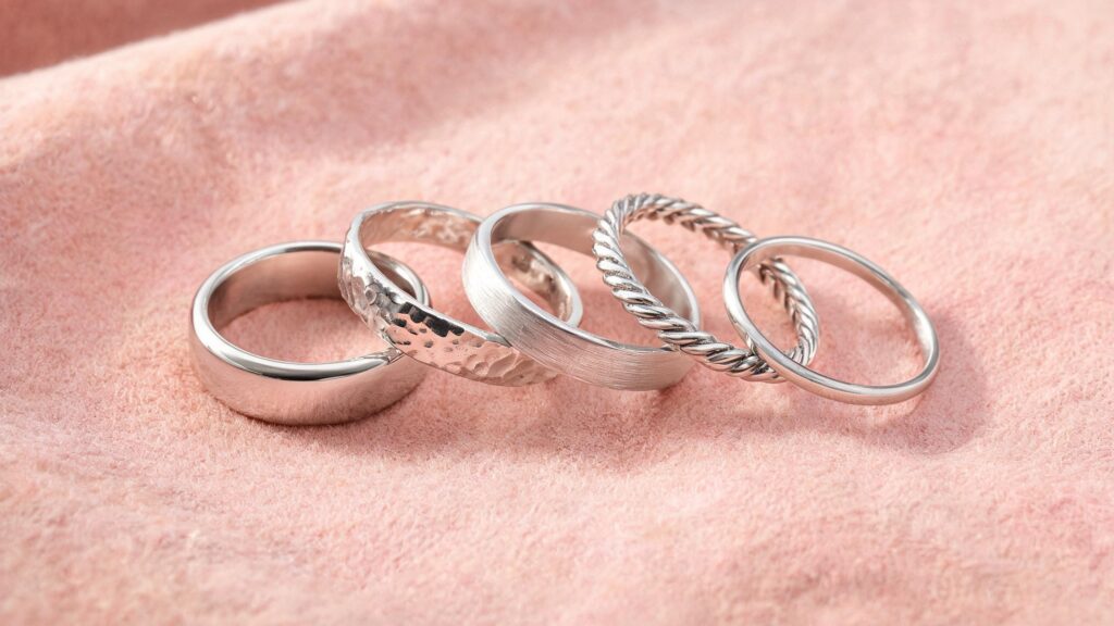 Designing Stacking Silver Rings: Spacing, Width, and Curvature Rules