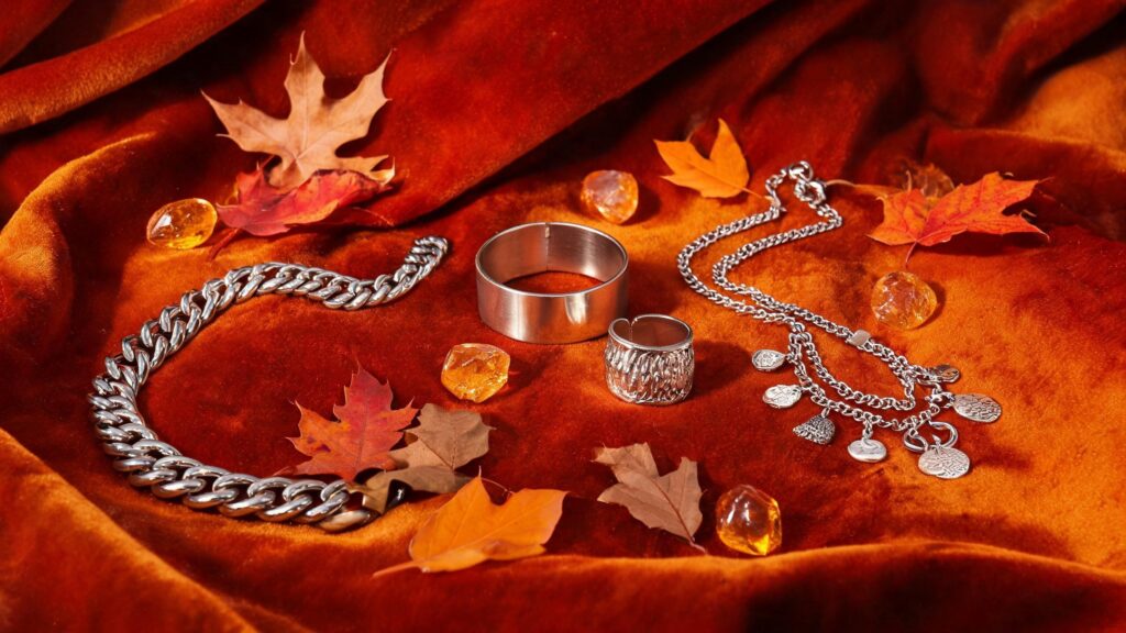 Fall 2026 Silver Jewelry Trends: What’s Actually Selling This Season