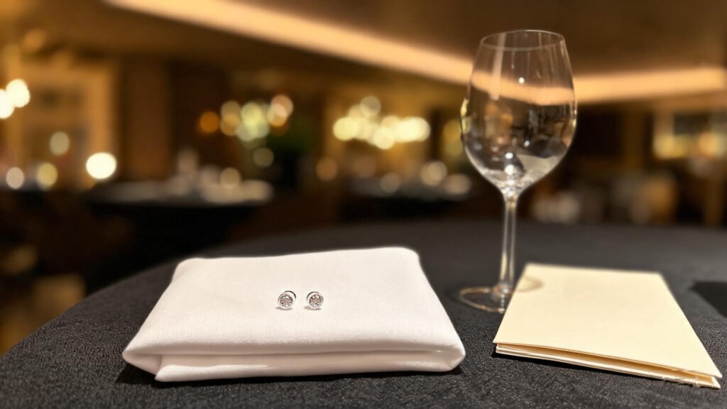 Silver Jewelry for Service Industry: What’s Allowed and What’s Not